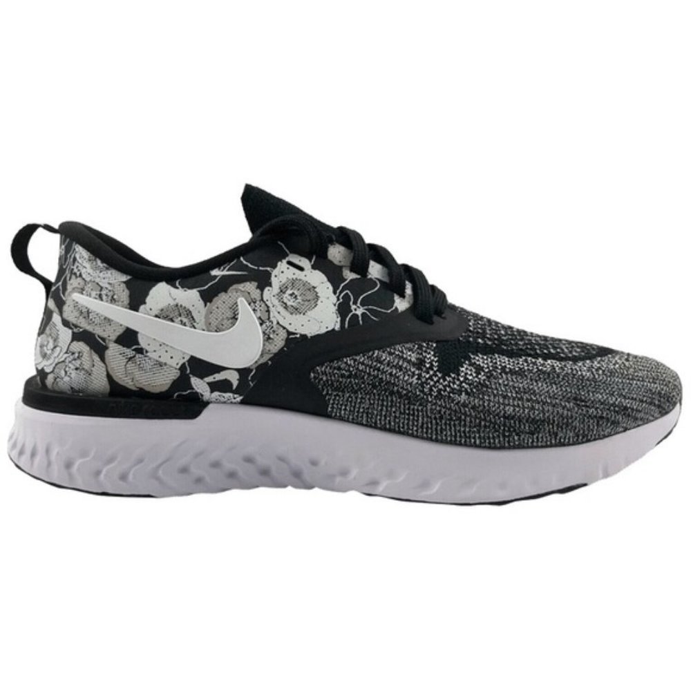 Nike Odyssey React 2 Flyknit Flower, 7.5
